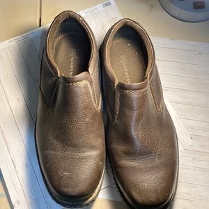Men Size 10W shoes. Excellent condition. Hunter’s Bay.